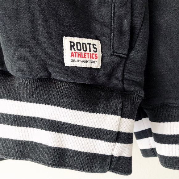 Roots Black And White Sweatshirt - Picture 7 of 8